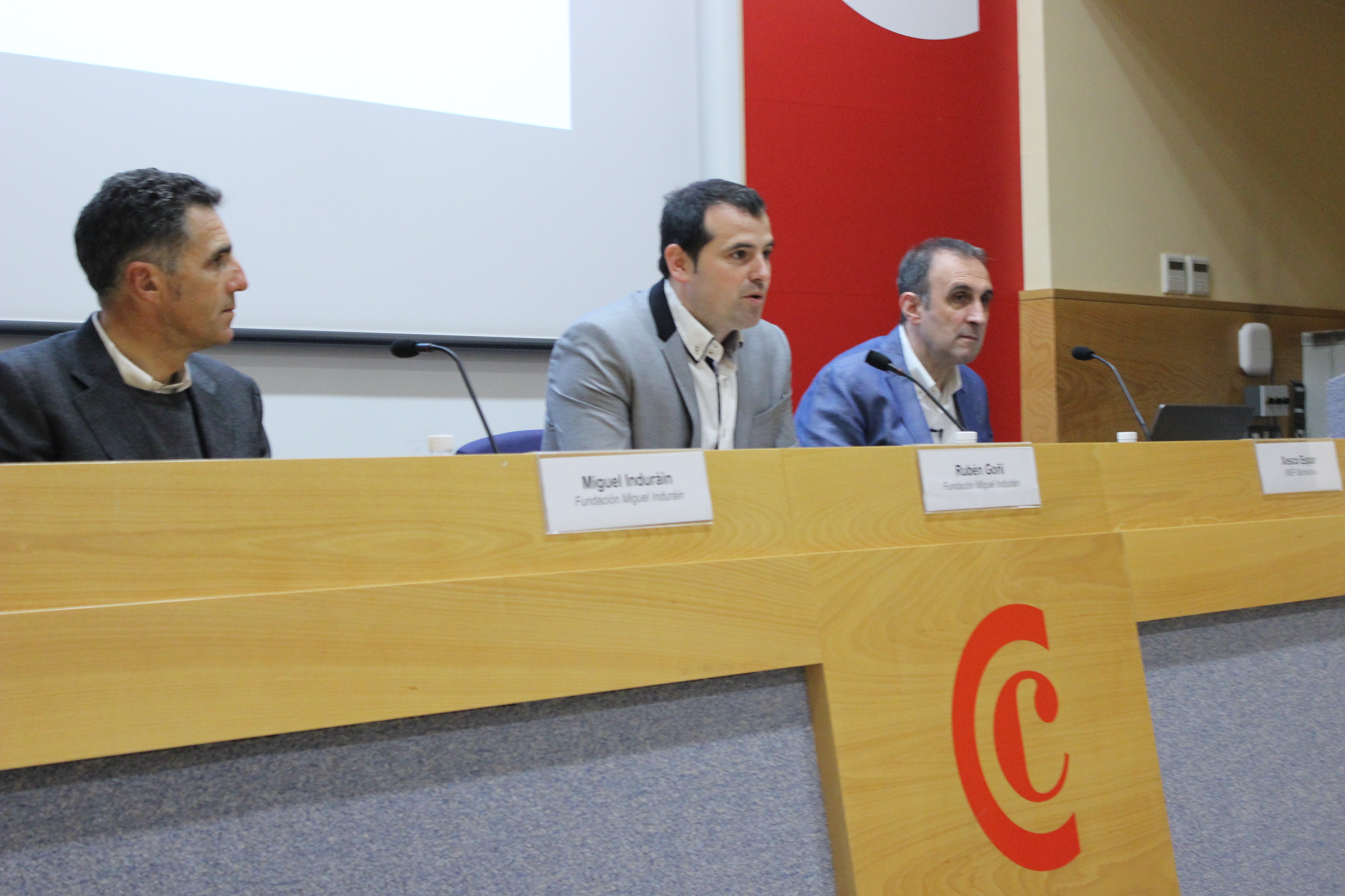 Xesco Espar estrena "Las Cumbres de Indur&aacute;in"